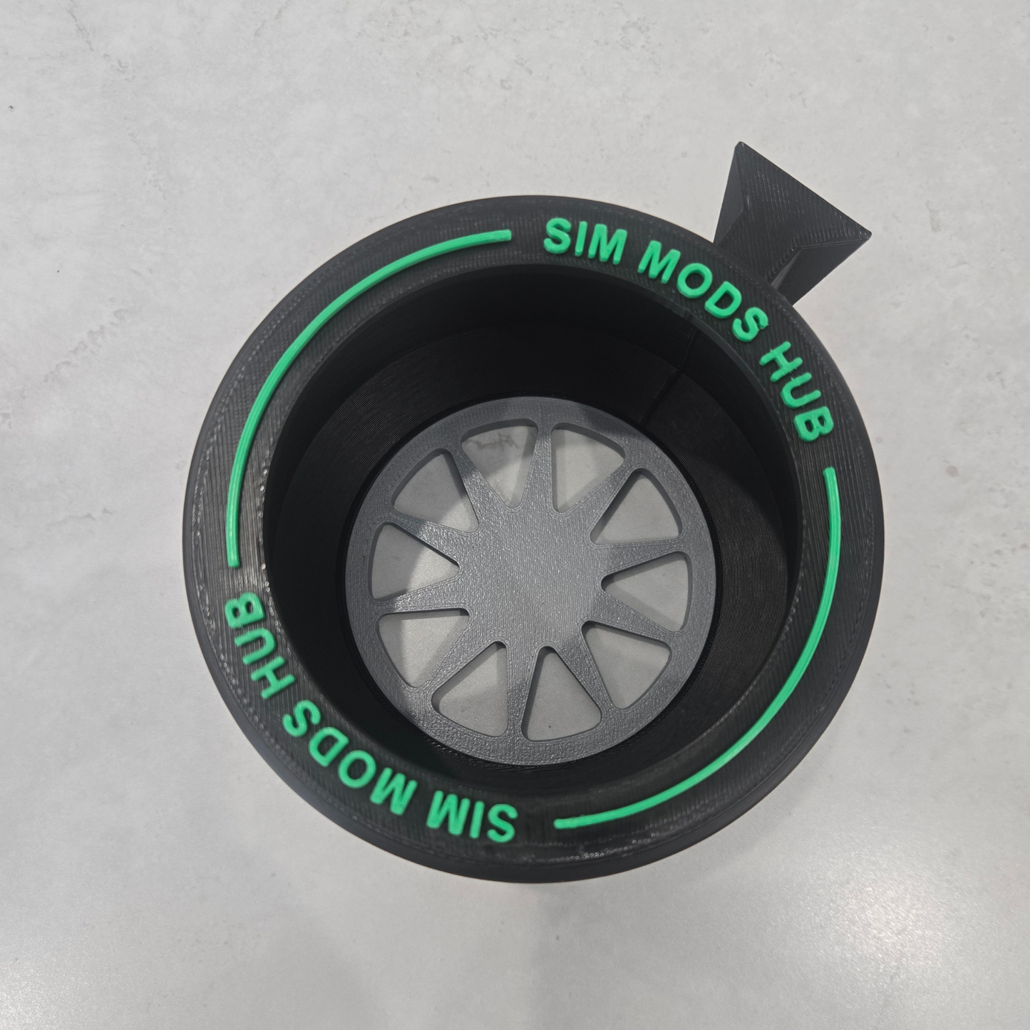 F1-Style Cup Holder for Sim Rigs – Aluminium Profile Mount