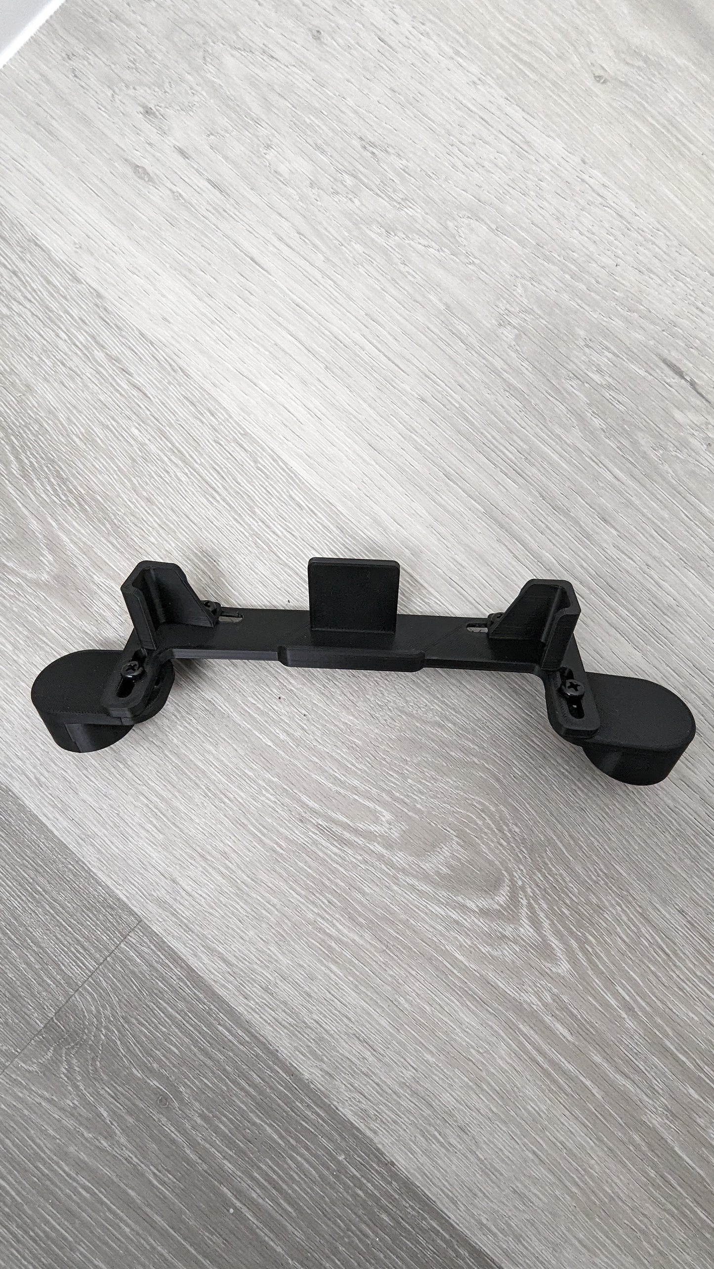 Dashboard Phone Holder Mod for Logitech G29, G923, G920, and G27 Racing Wheels